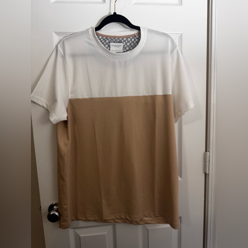 Denim & Flower White and Tan Short Sleeve Tee
